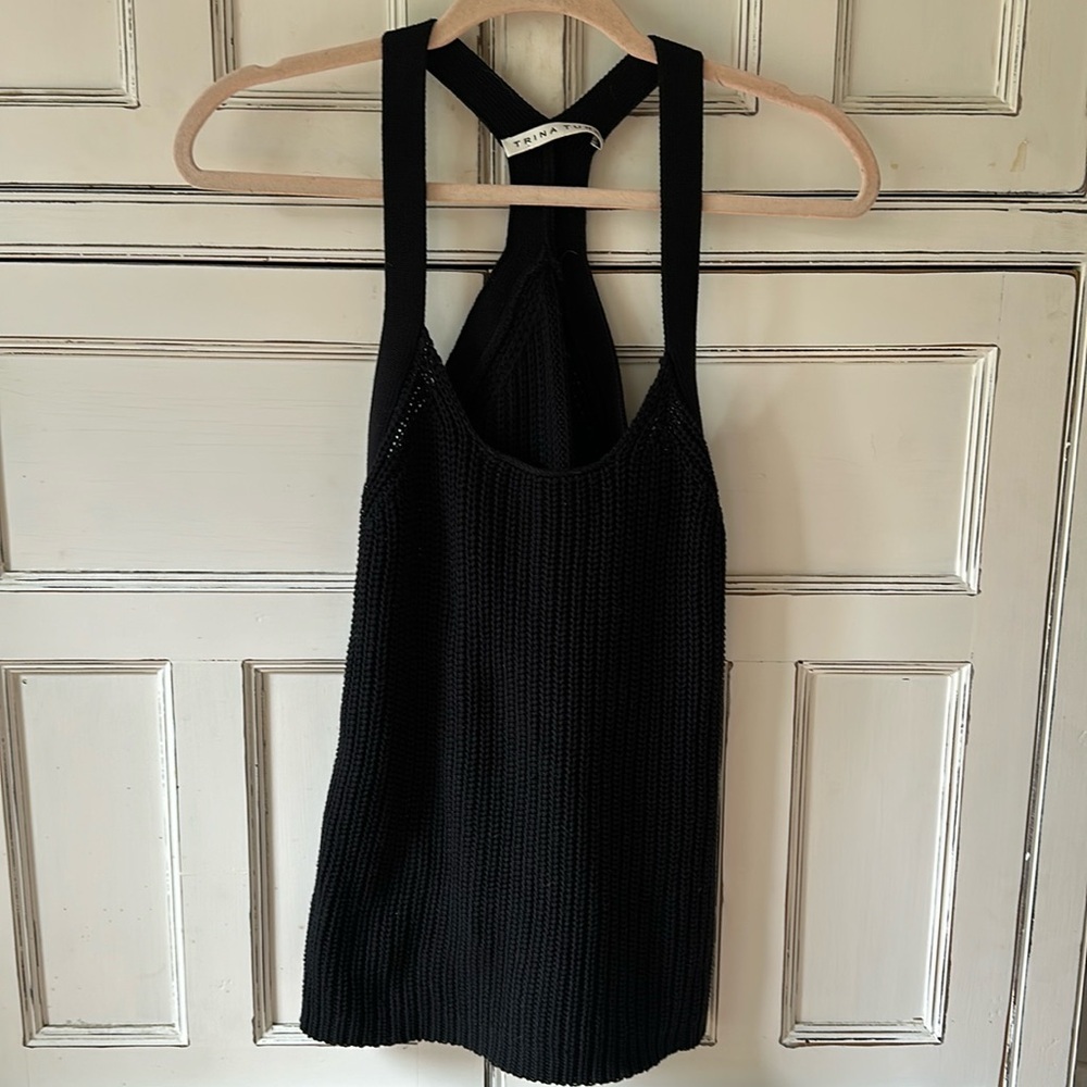 Trina Turk black tank🌸